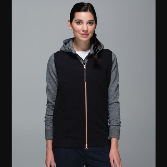 Lululemon Departure Vest - Picture 1 of 7